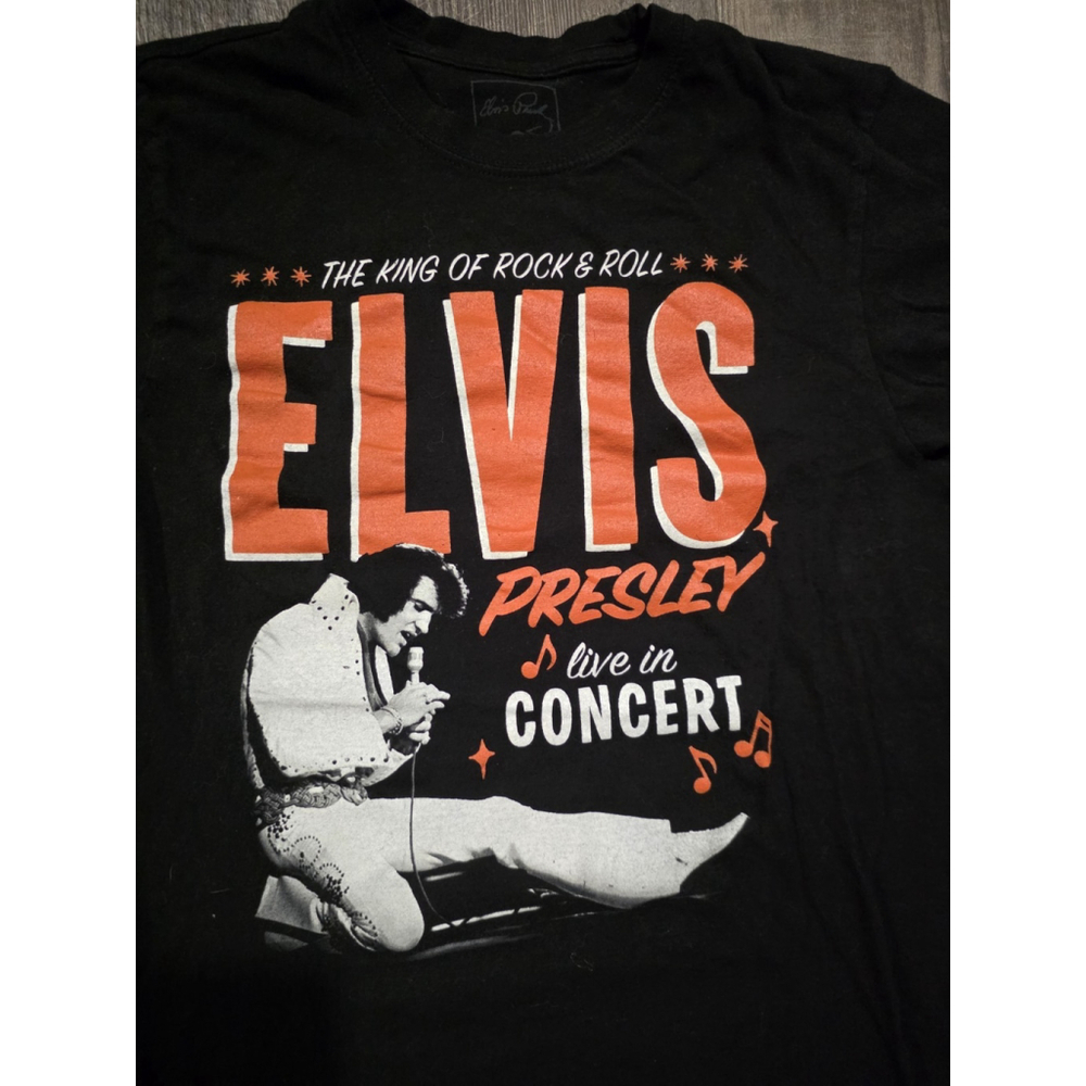 Elvis Presely Live in Concert women's Size Medium 2022 Black Shirt